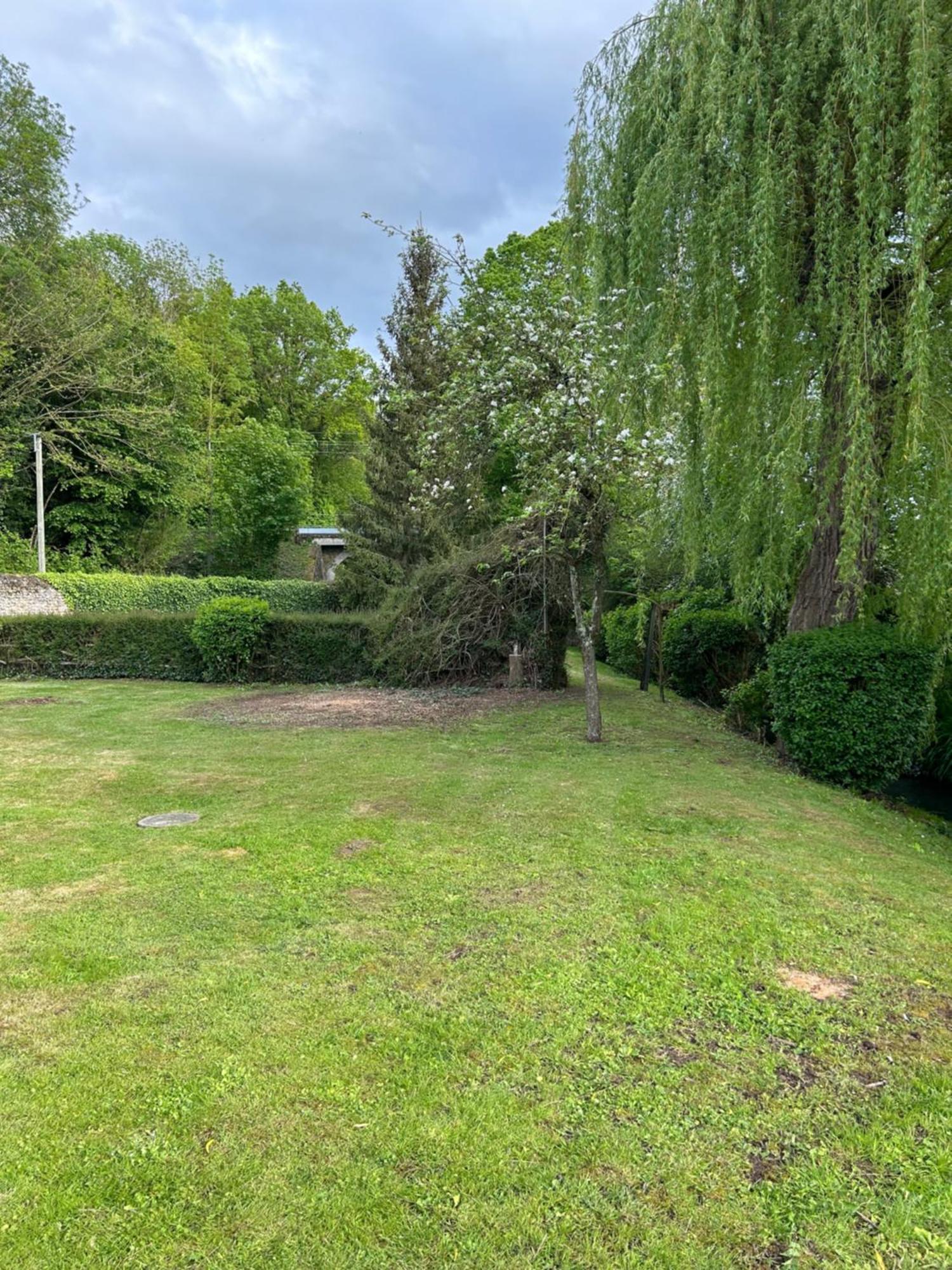 Maison Au Calme Avec Riviere A Cote De Chartres Saint-Prest Szoba fotó
